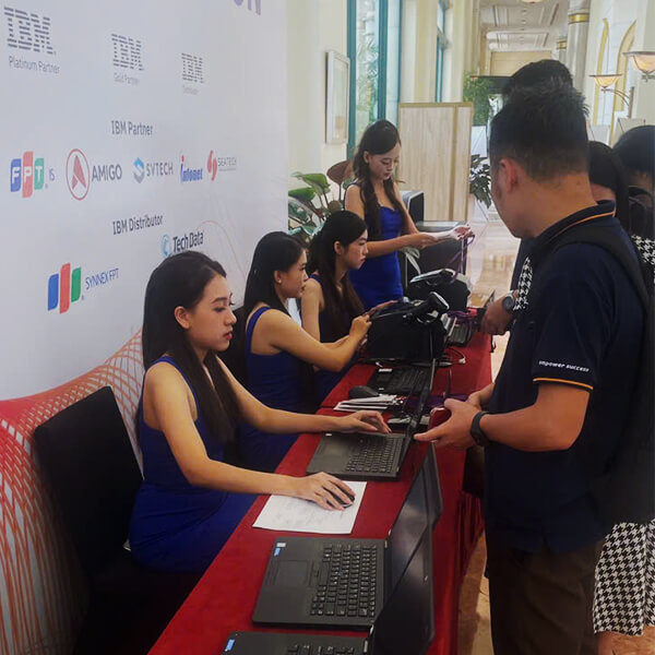 Quy trình check-in sự kiện bằng mã vạch của Delfi và in tem