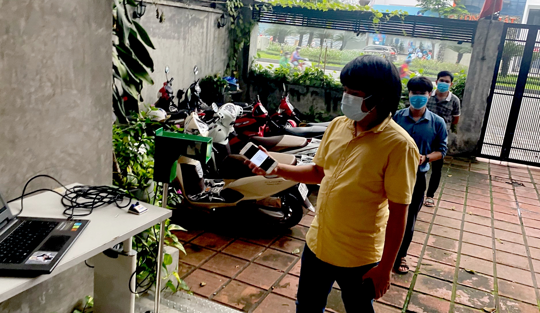 CÔNG TY XÂY DỰNG NAM KHANG XÂY DỰNG GIẢI PHÁP CHẤM CÔNG QRCODE KHÔNG TIẾP XÚC