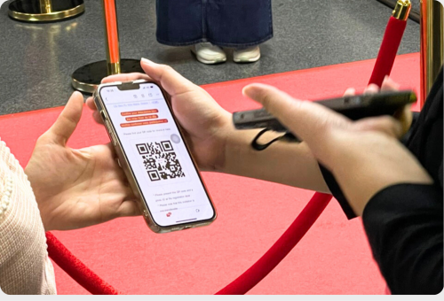 Check In Check Out Là Gì? Giải Pháp Quản Lý Ra Vào Hiệu Quả