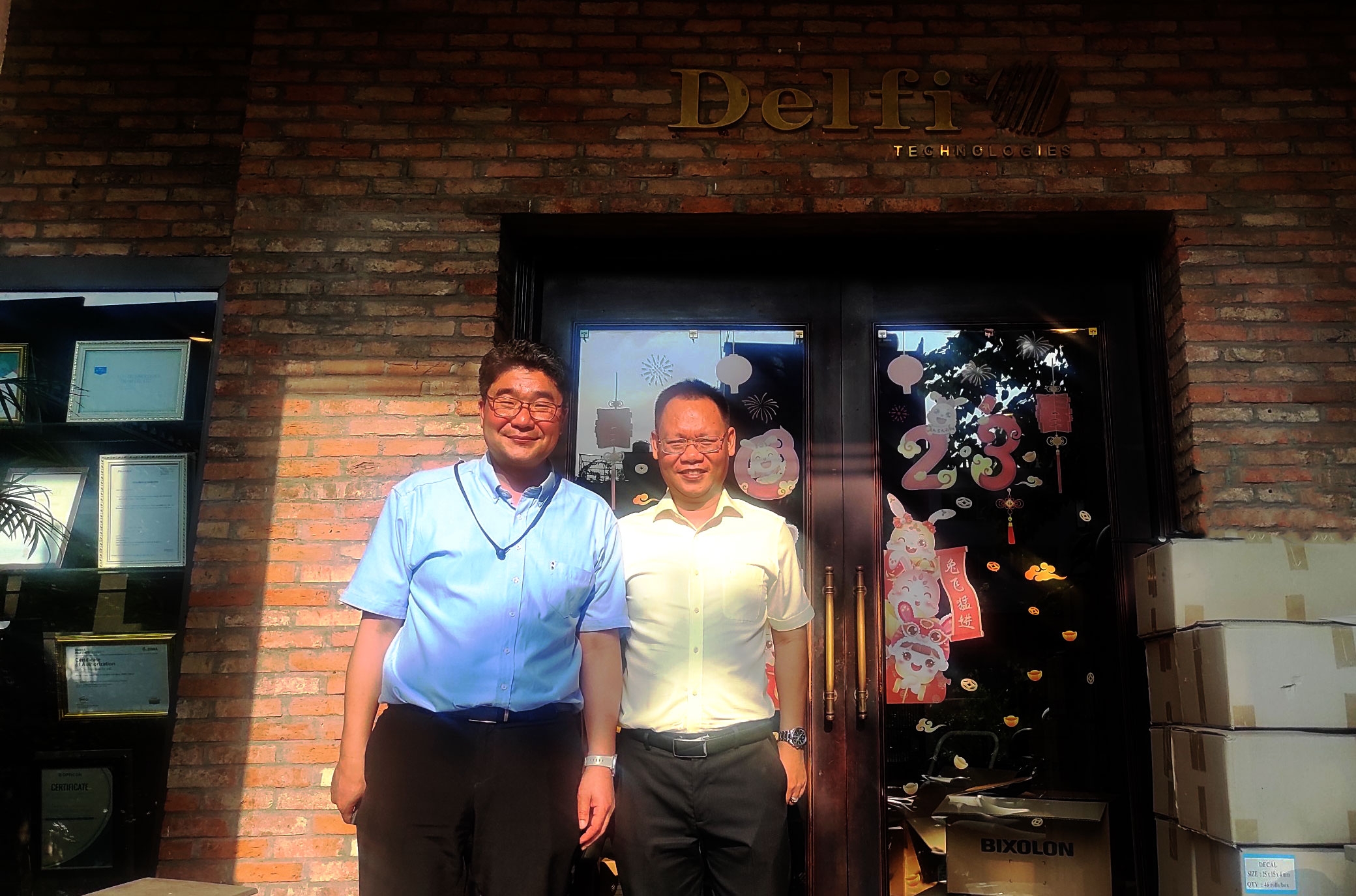 CHUYẾN VIẾNG THĂM CỦA JAMES LEE GIÁM ĐỐC KINH DOANH CỦA POINT MOBILE ĐẾN DELFI TECHNOLOGIES VIETNAM 2023