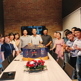 QUÀ TẶNG ĐẦU NĂM VỚI NHỮNG LỜI CHÚC Ý NGHĨA DÀNH CHO TẤT CẢ NHÂN VIÊN DELFI